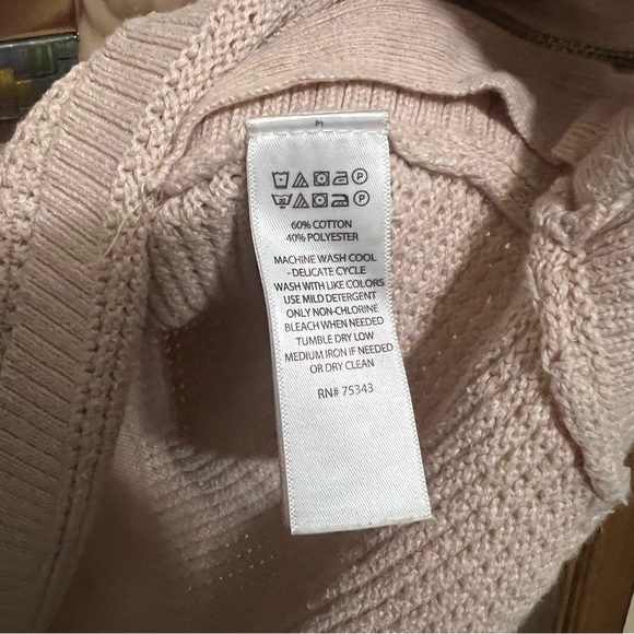 Dakini Long Sleeve Crochet Knit Tunic Sweater with Zippers Size Med Pink - Picture 4 of 6